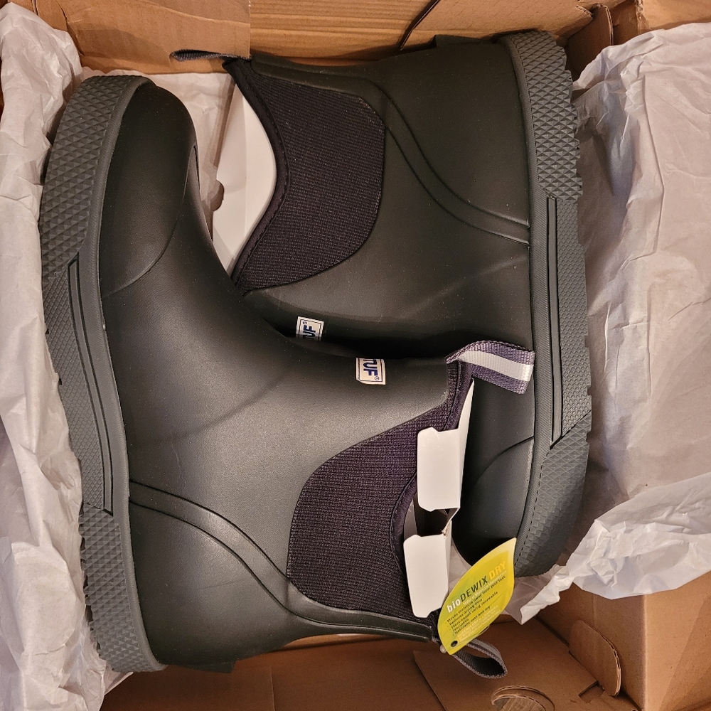 BNIB xtratuff Wheelhouse Boots Sz9